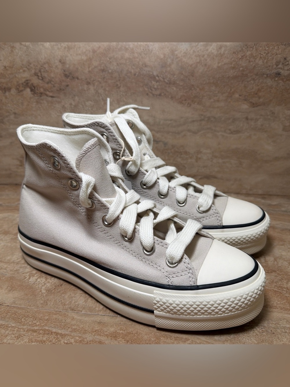Converse Chuck Taylor All Star Lift Shoes Beige Hi Platform